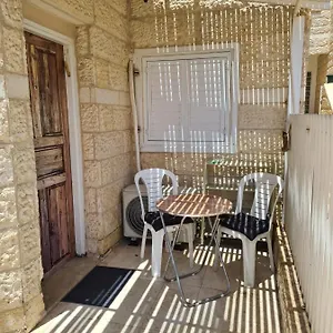 Local אילת